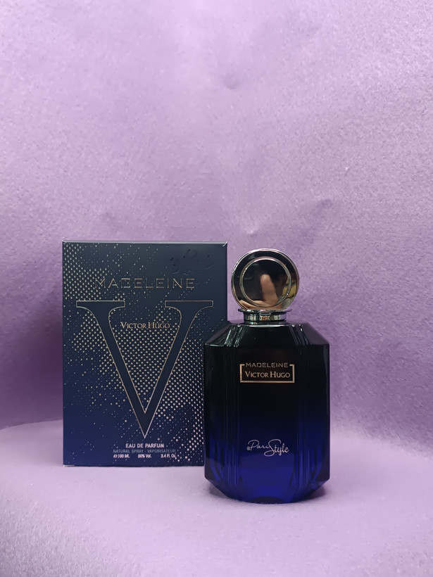 عطر ادوپرفیوم مردانه ویکتور هوگو مدل MADELEINE حجم ۱۰۰ میلی لیتر خنک تند